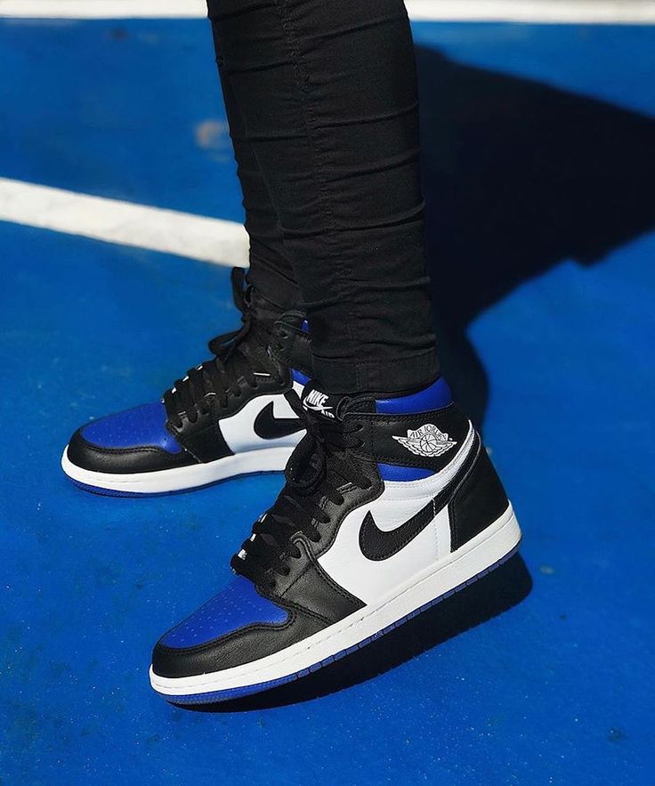 Air Jordan 1 High Royal Toe