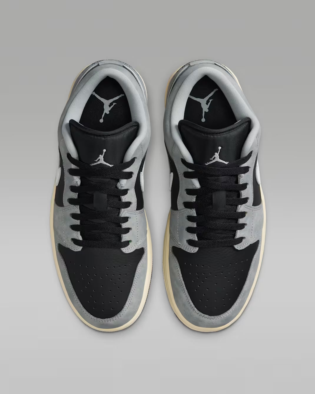 Air Jordan 1 Low SE – Light Smoke Grey / Sail / Muslin / Black
