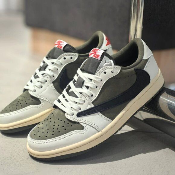 Travis Scott X Air Jordan 1 Low Medium Olive