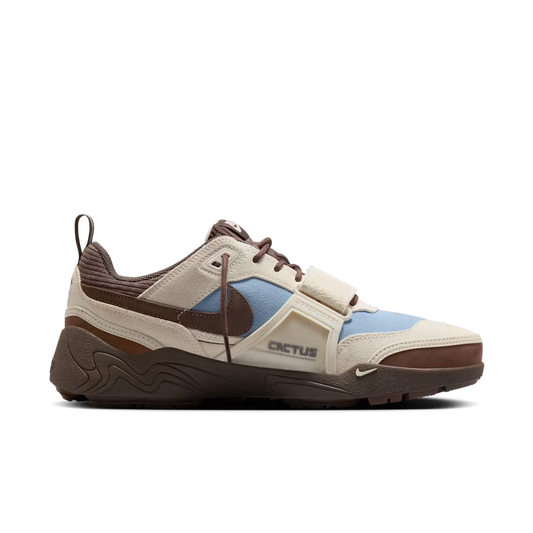 Nike Travis Scott X Zoom Field Jaxx Pale Ivory and Leche Blue