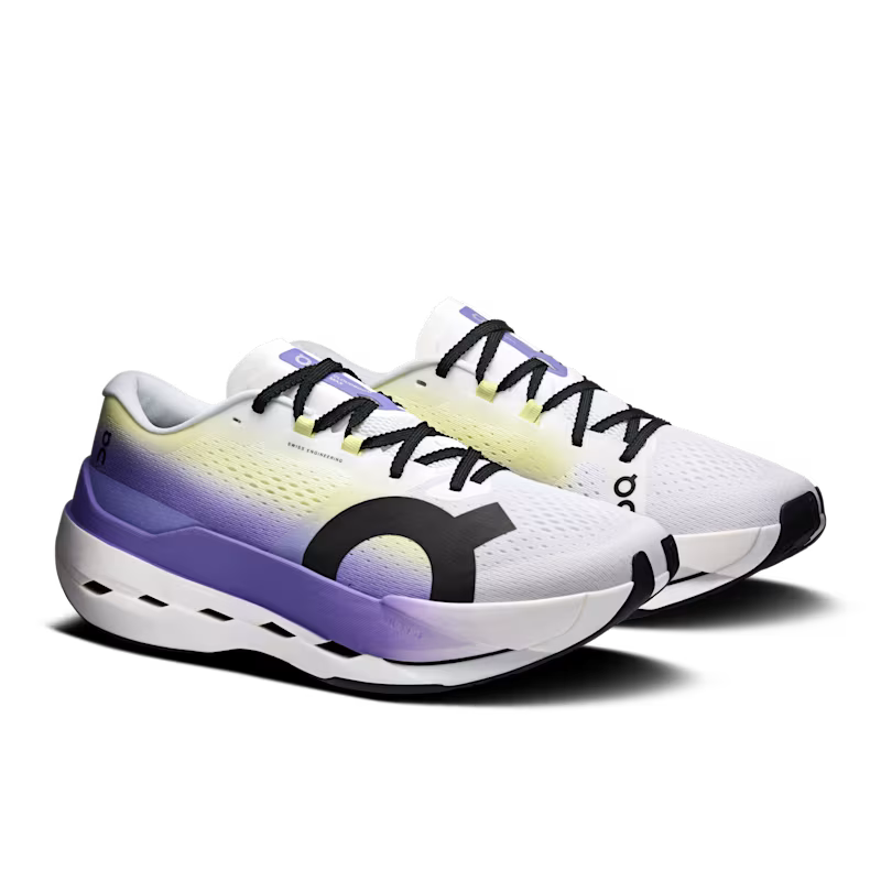 On Cloudboom Max – Undyed White Flame