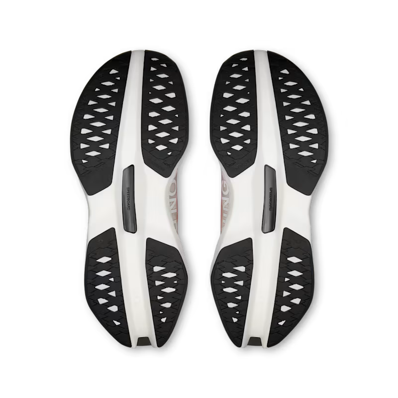 On Cloudboom Max – White Pearl