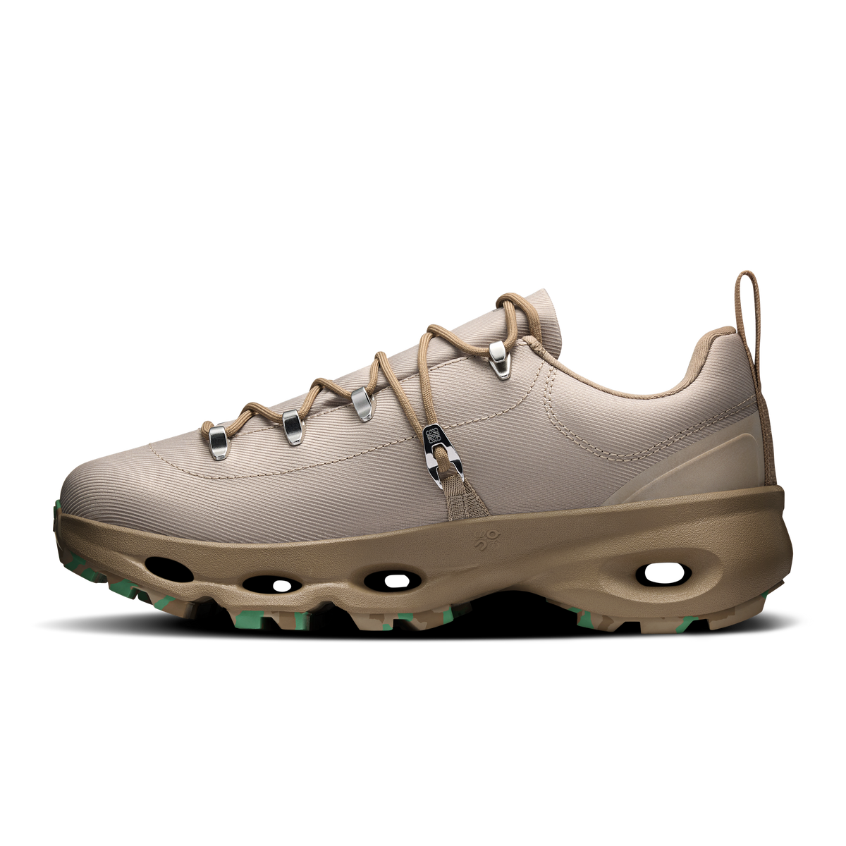 On × LOEWE Cloudsolo Hiker men's Sand shoe – official gallery image 4