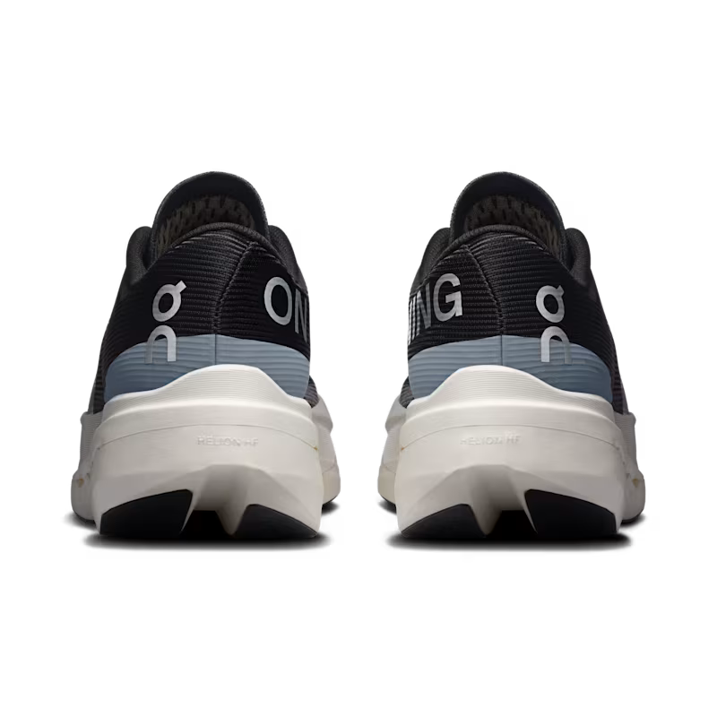 On Cloudboom Volt – White Black