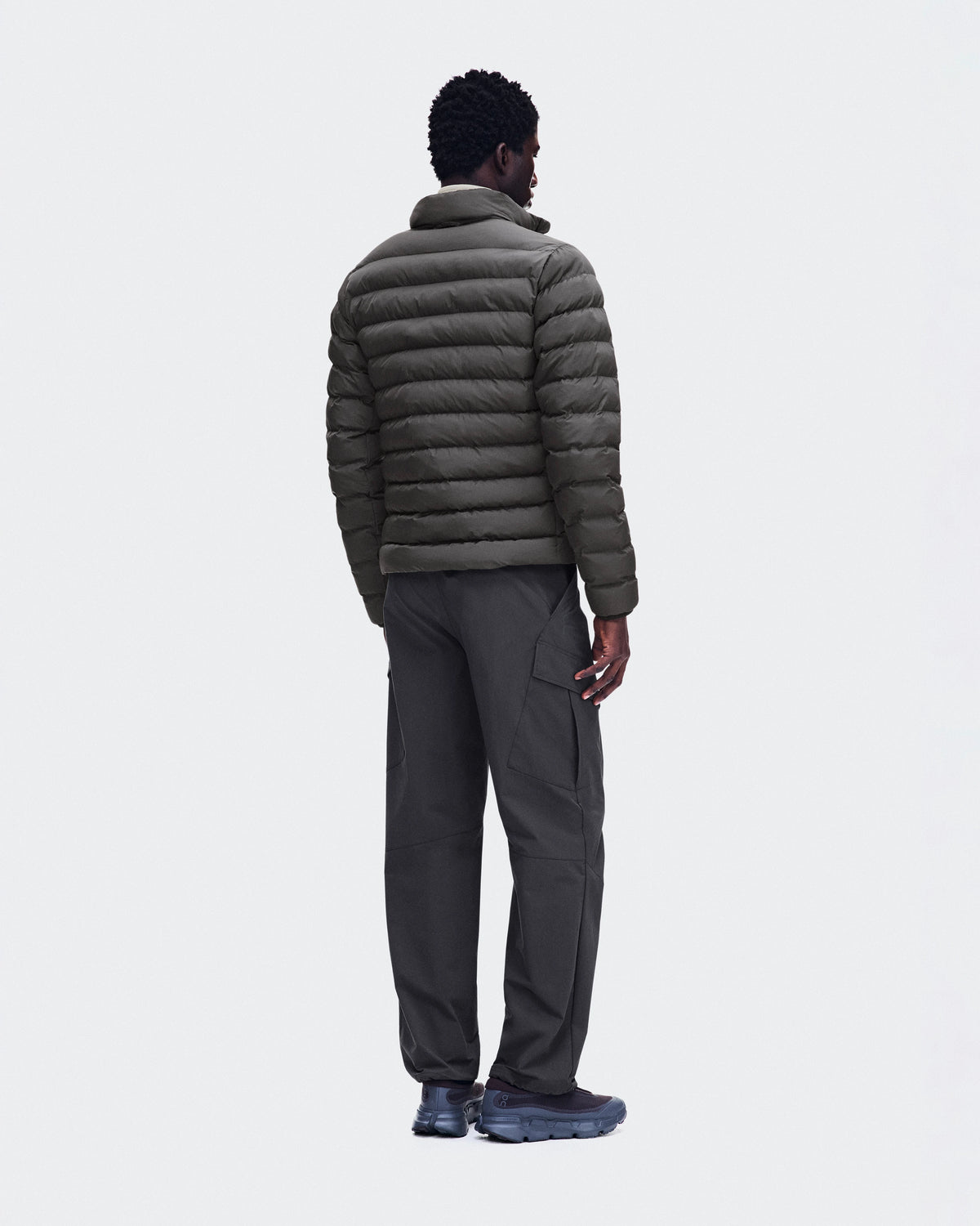 On Men's Ascent Puffer Jacket Espresso – official gallery image 3