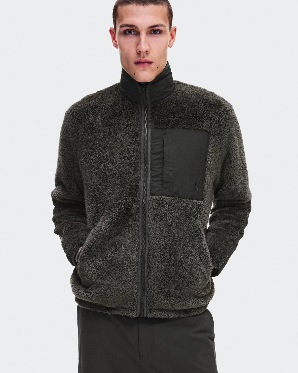 On Ascent Fleece Jacket Espresso – official gallery image 2