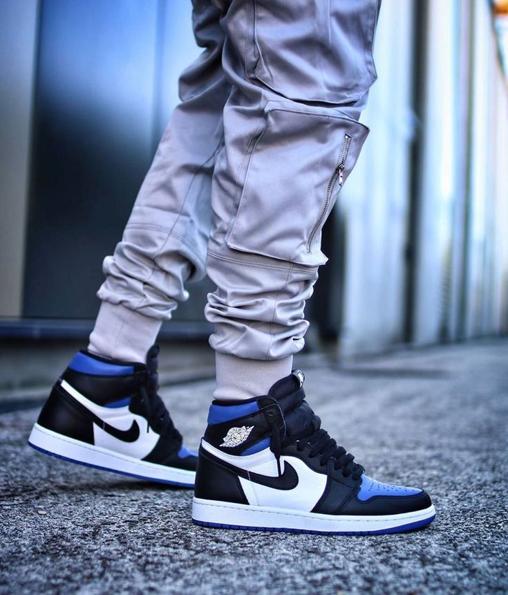 Air Jordan 1 High Royal Toe