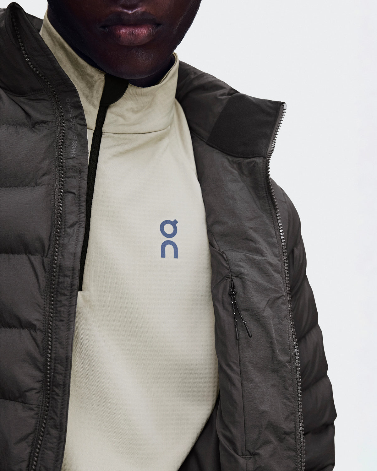 On Men's Ascent Puffer Jacket Espresso – official gallery image 5