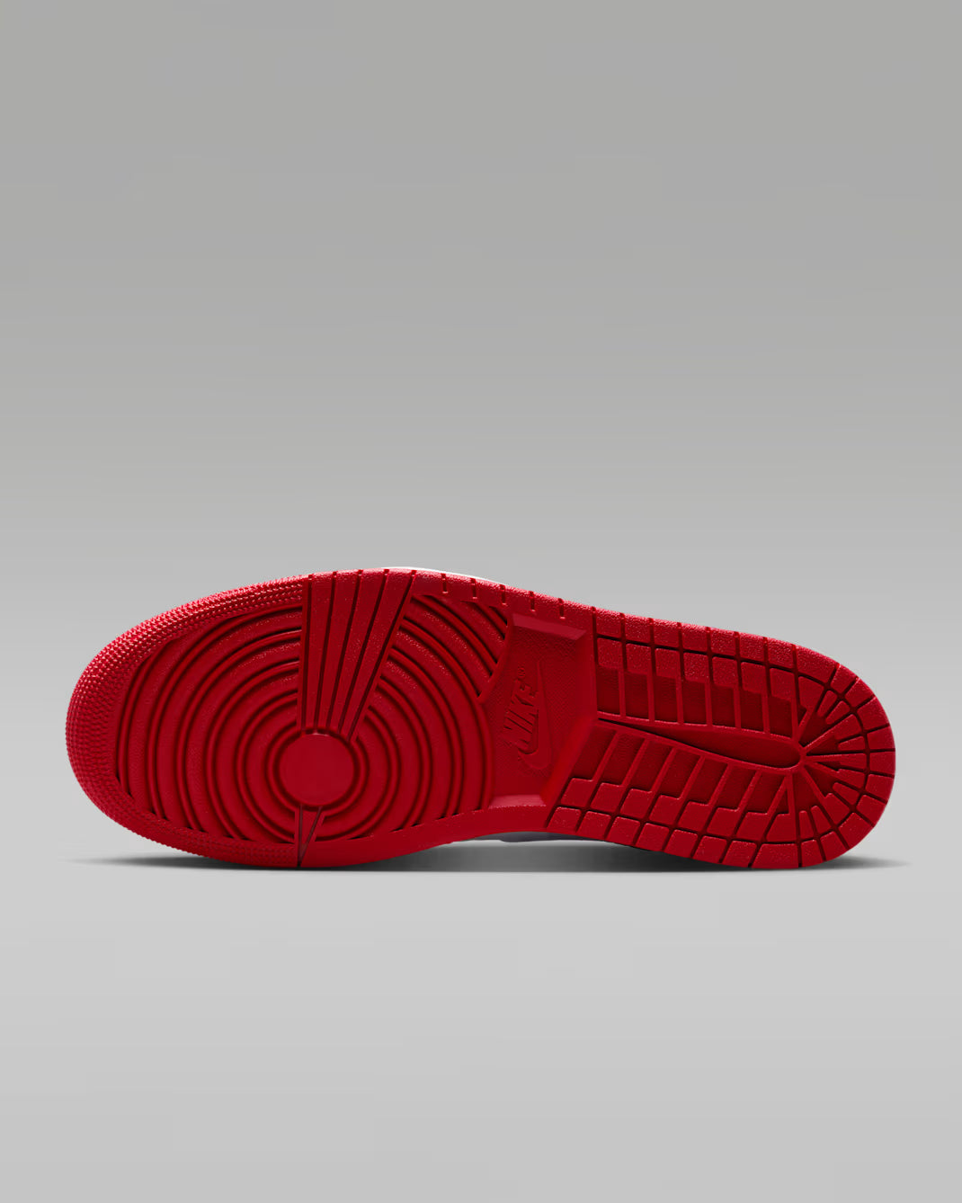Air Jordan 1 Mid SE “Patent Bred Toe”