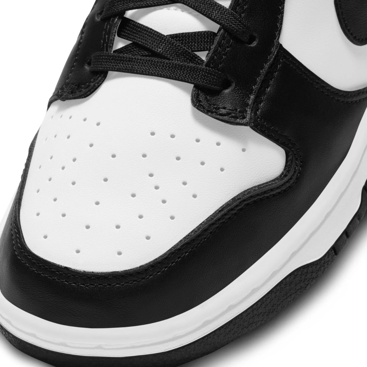 Dunk Low Panda