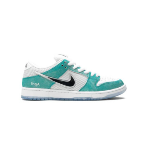 Dunk Low SB April