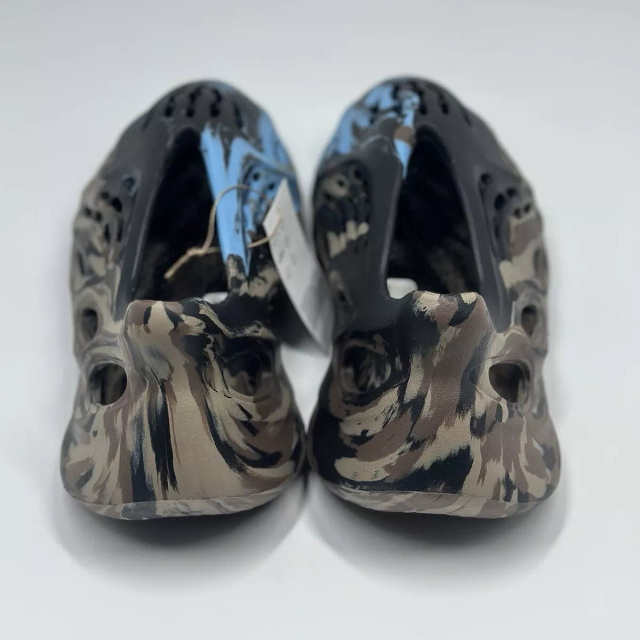 Yeezy Foamrunner MX Cinder