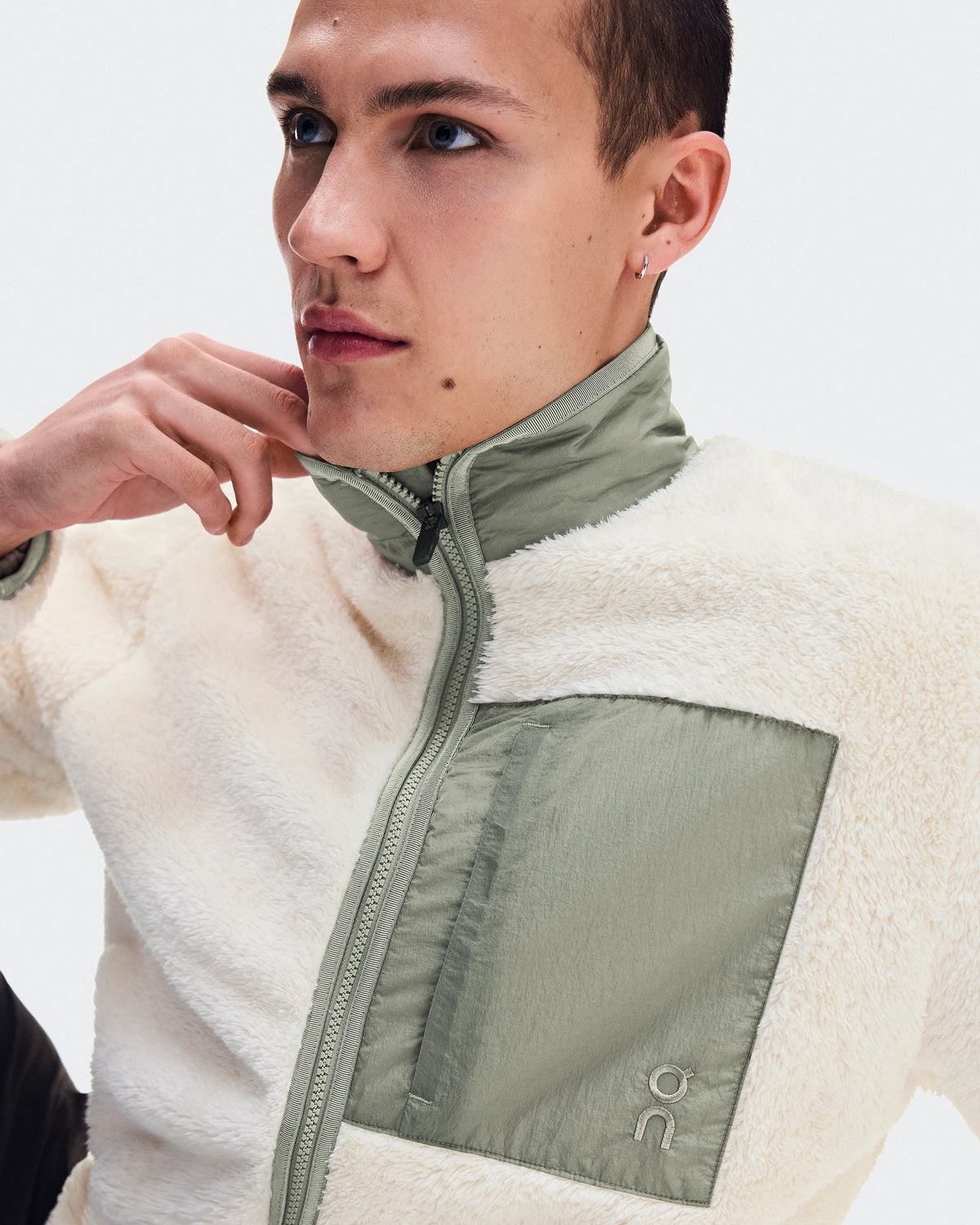 On Ascent Fleece Jacket Chantilly – official gallery image 5