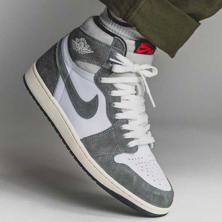 Jordan 1 High Washed Black