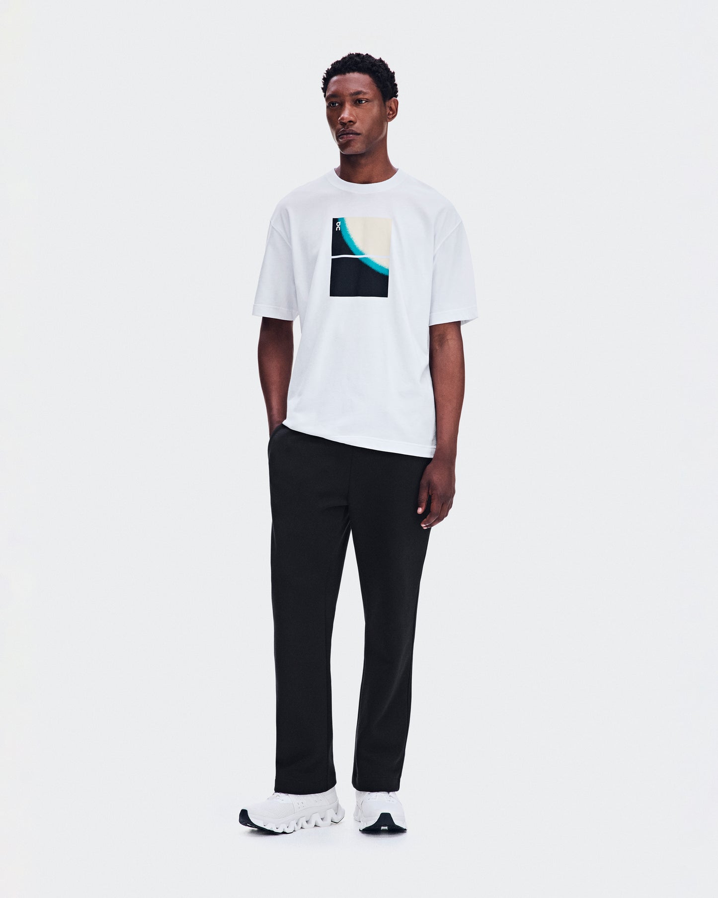 On Club-T Swing - Men's Everyday Graphic Tee - White