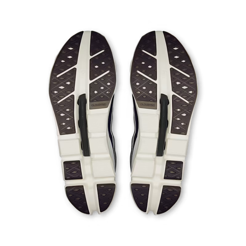 On Cloudflow 5 - Ivory | Black