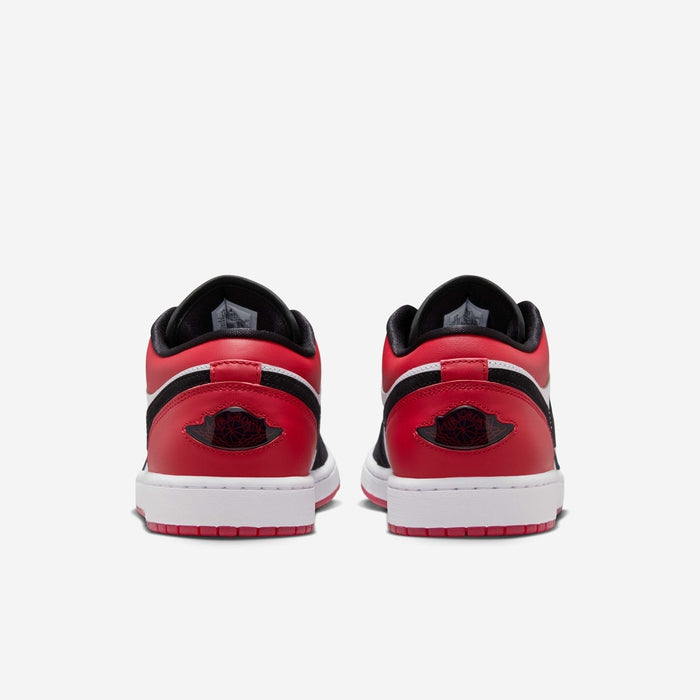 Air Jordan 1 low Black Toe 2025