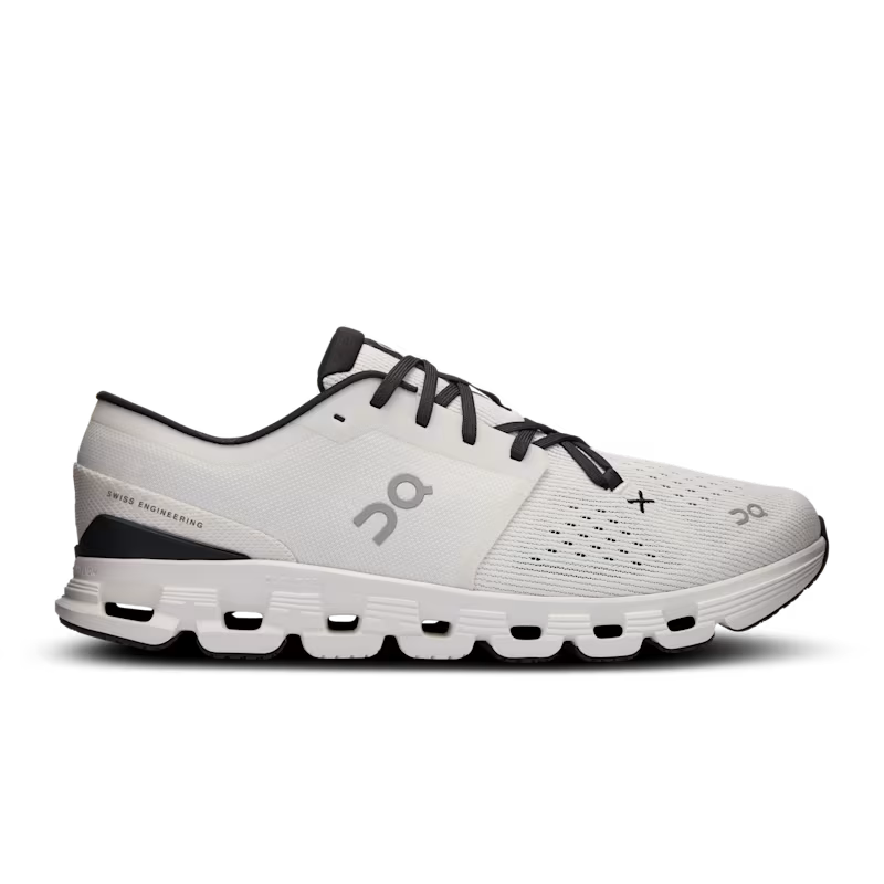 On Cloud X 4 White | Black
