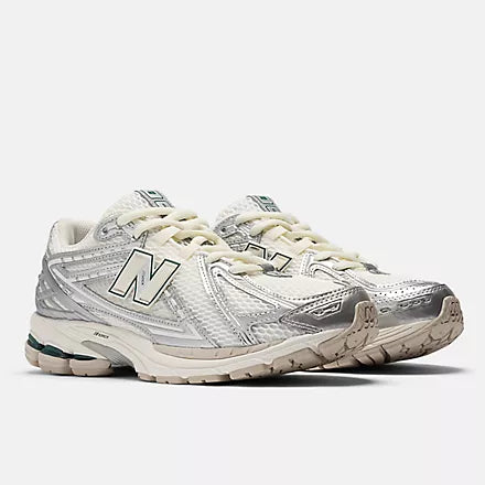 New Balance 1906R Silver Metallic Sea Salt