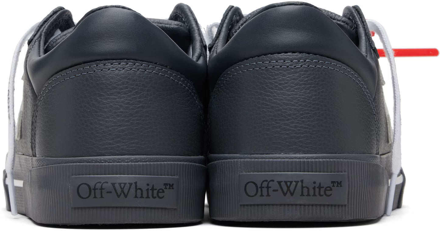 Off-White Vulcanized Low Sneakers – Gray