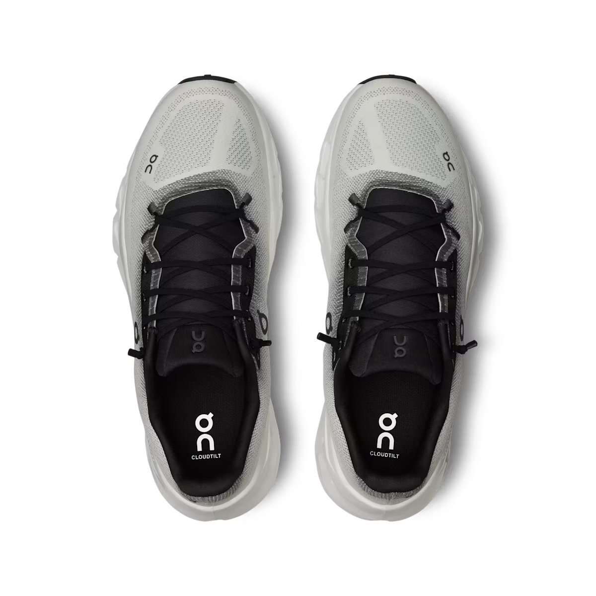 On Cloudtilt – Ivory